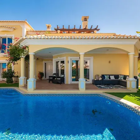 Oasis Tropical, Jardim E Piscina! شقة *