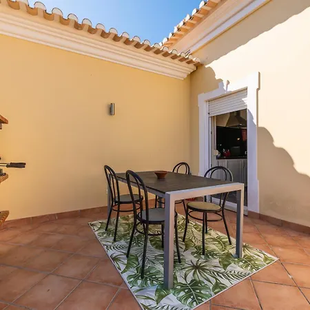 Апартаменты Oasis Tropical, Jardim E Piscina! *
