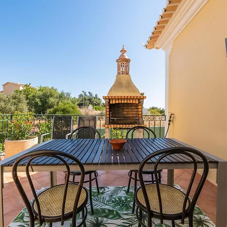 Oásis Tropical, Jardim E Piscina! Apartamento Portimão