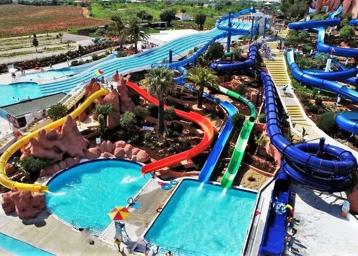 Oasis Tropical, Jardim E Piscina! Portimão