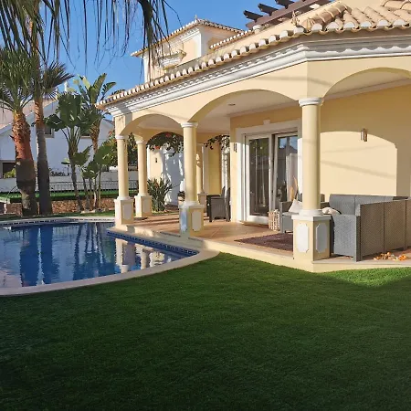 Oasis Tropical, Jardim E Piscina! Портиман